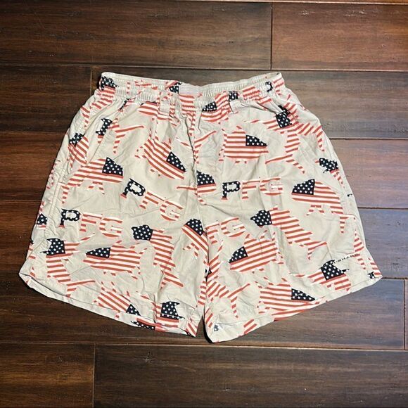 Columbia Men Shorts  - Picture 1 of 4